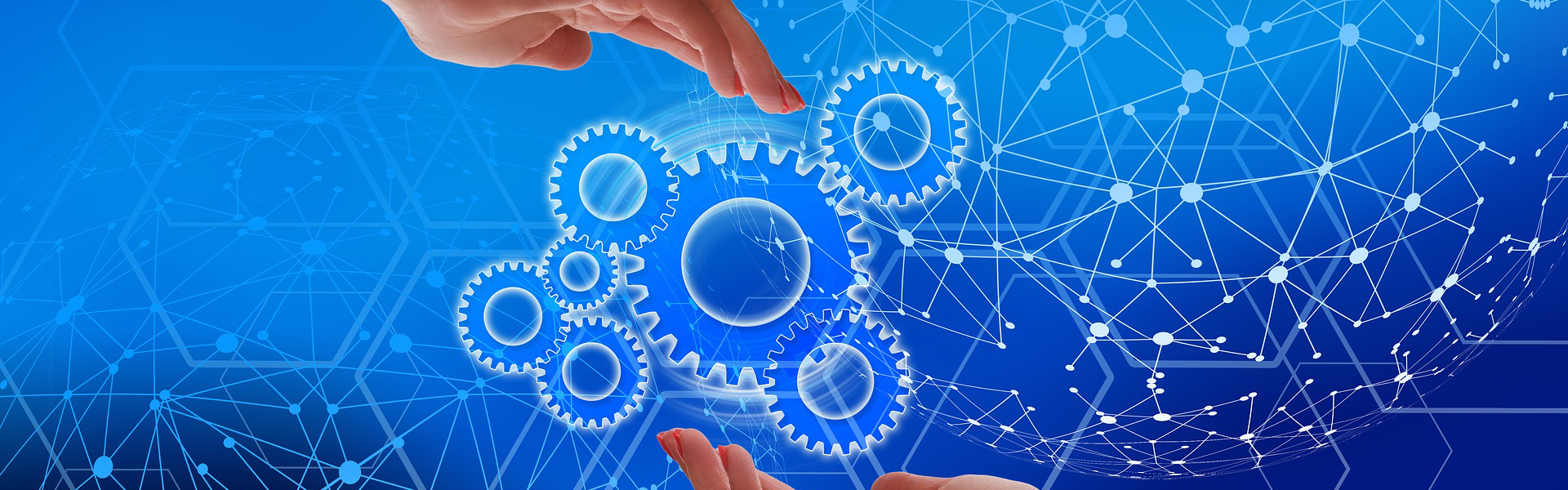 Implementation NGIS Gear wheels that mesh and are held by hands